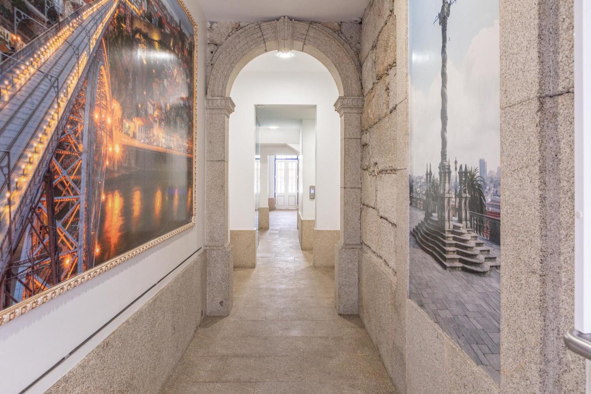 Deluxe Spacious Flats W Mezzanine By Host Wise Appartement Porto Buitenkant foto