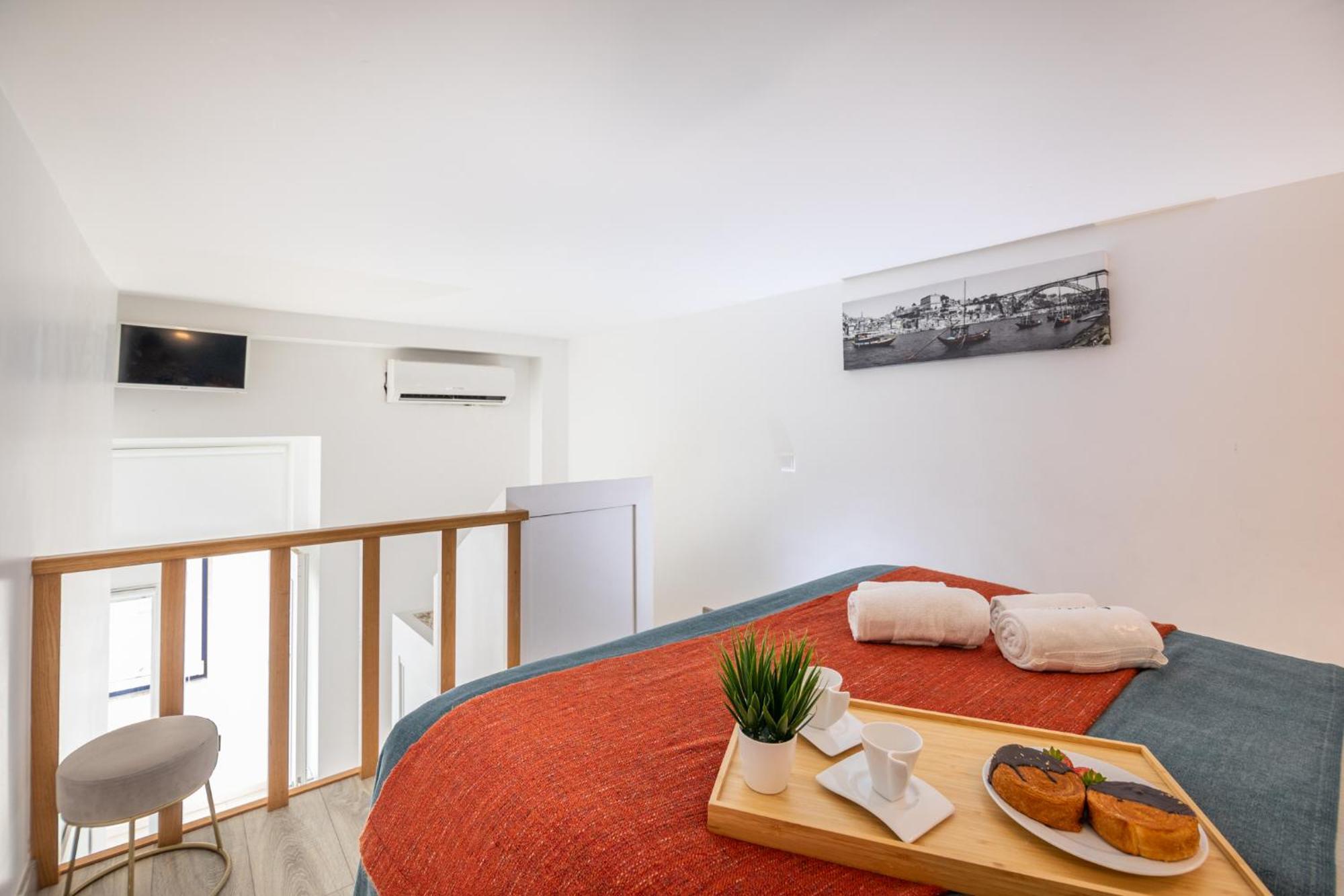 Deluxe Spacious Flats W Mezzanine By Host Wise Appartement Porto Kamer foto