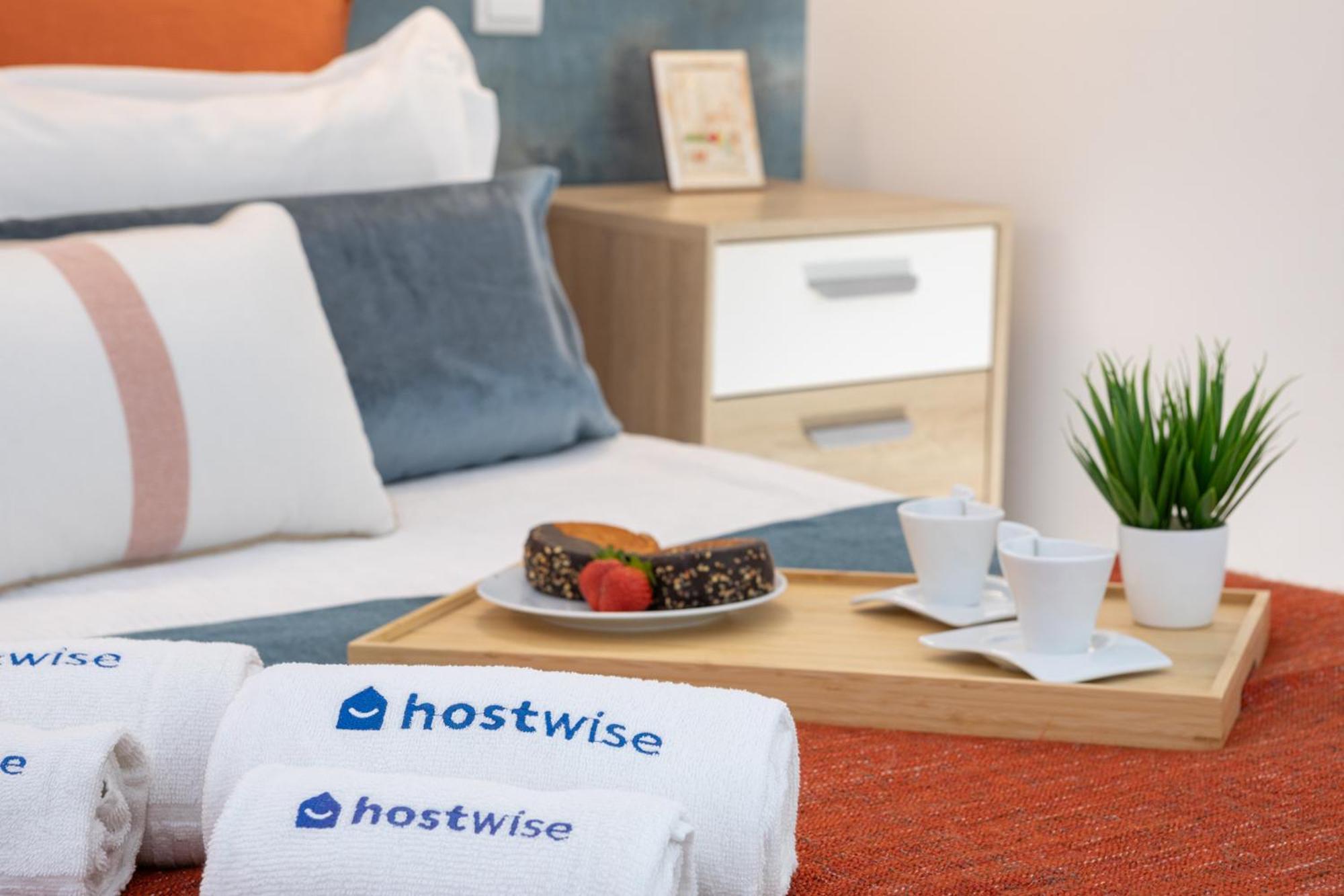 Deluxe Spacious Flats W Mezzanine By Host Wise Appartement Porto Kamer foto