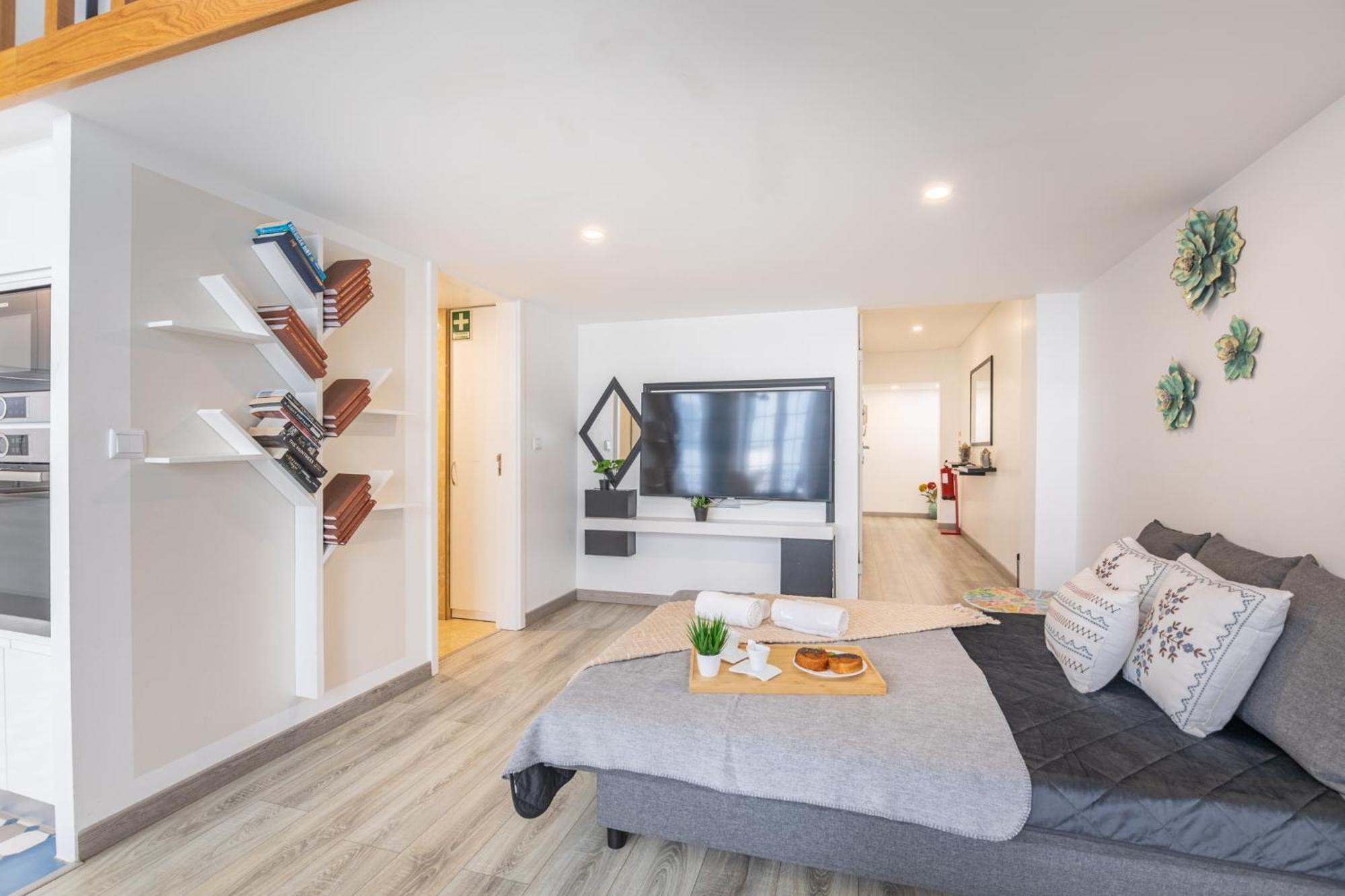 Deluxe Spacious Flats W Mezzanine By Host Wise Appartement Porto Kamer foto