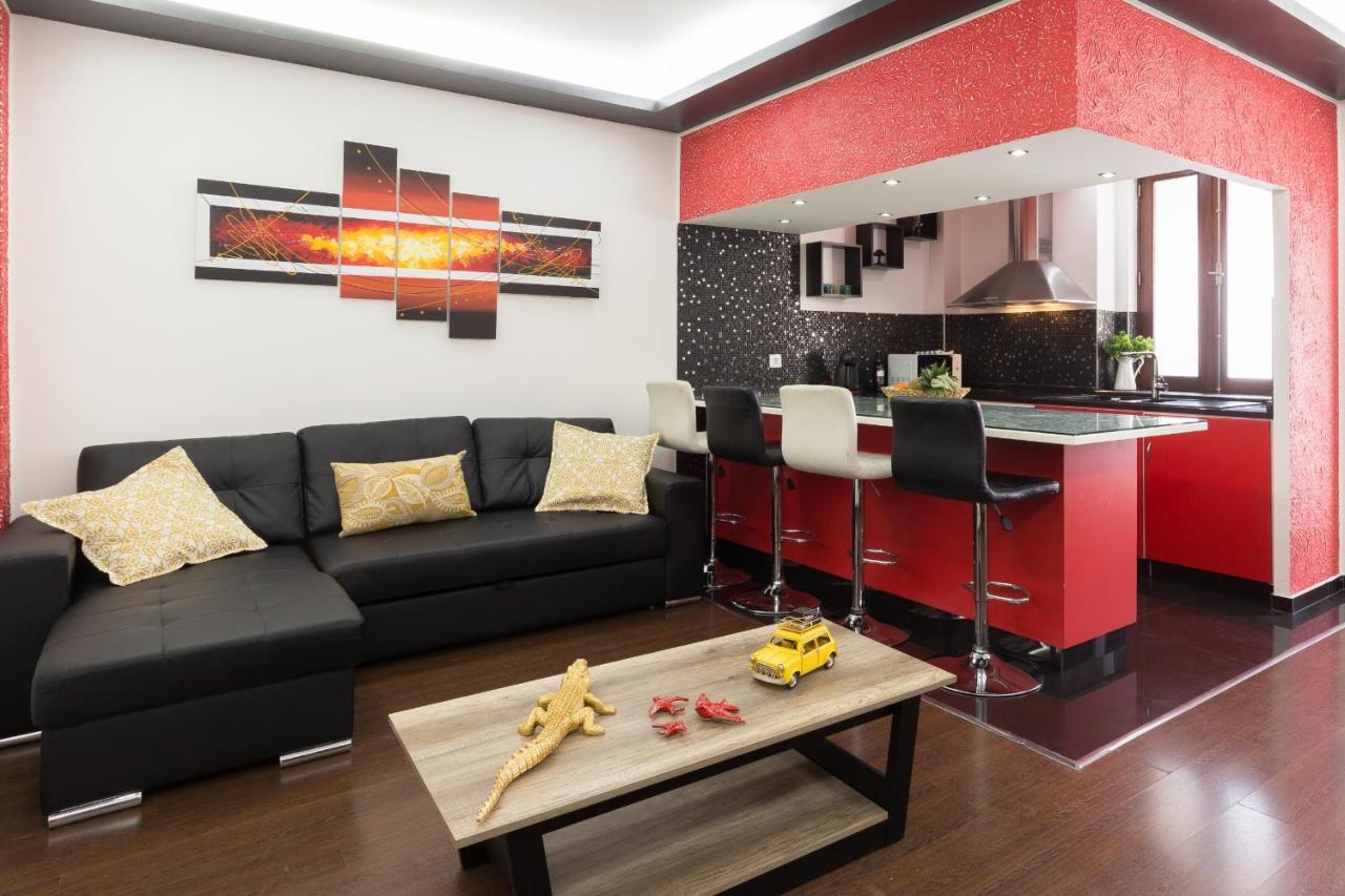 Deluxe Spacious Flats W Mezzanine By Host Wise Appartement Porto Buitenkant foto